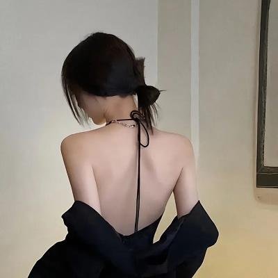 八月迷情